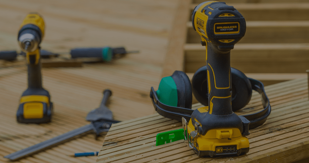 Choosing the Best Deck Construction Contractors: Expert Tips and Top Picks